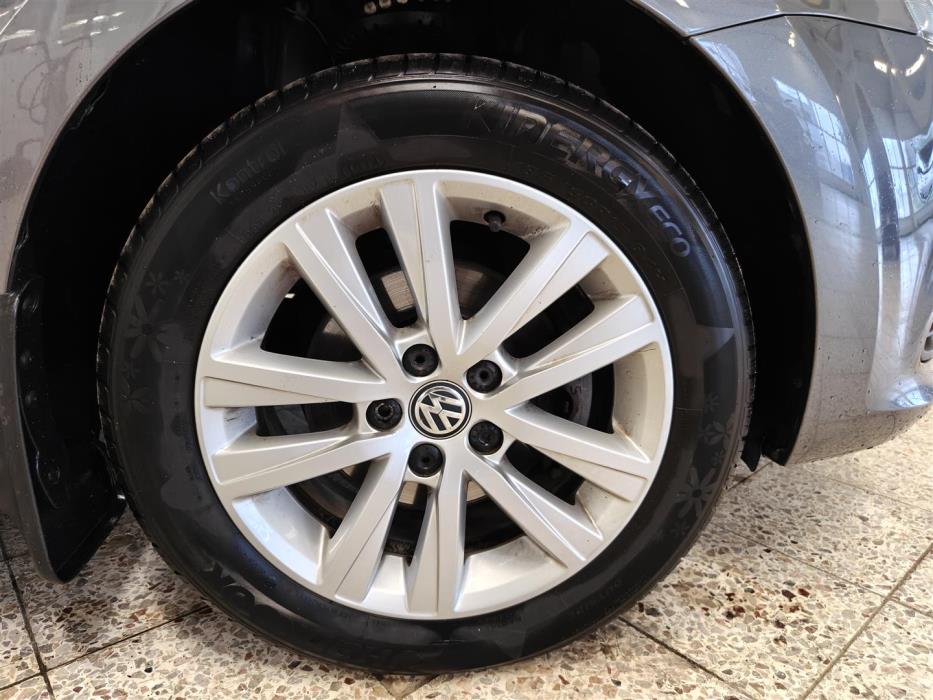 VOLKSWAGEN POLO 2014