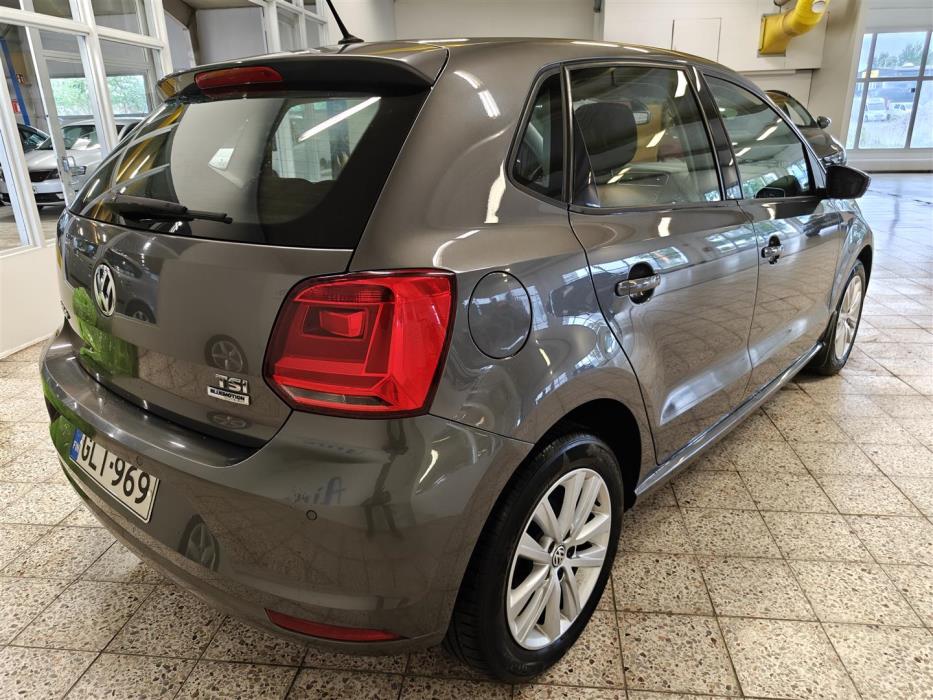 VOLKSWAGEN POLO 2014