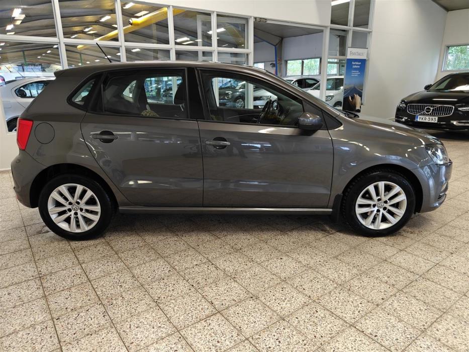 VOLKSWAGEN POLO 2014