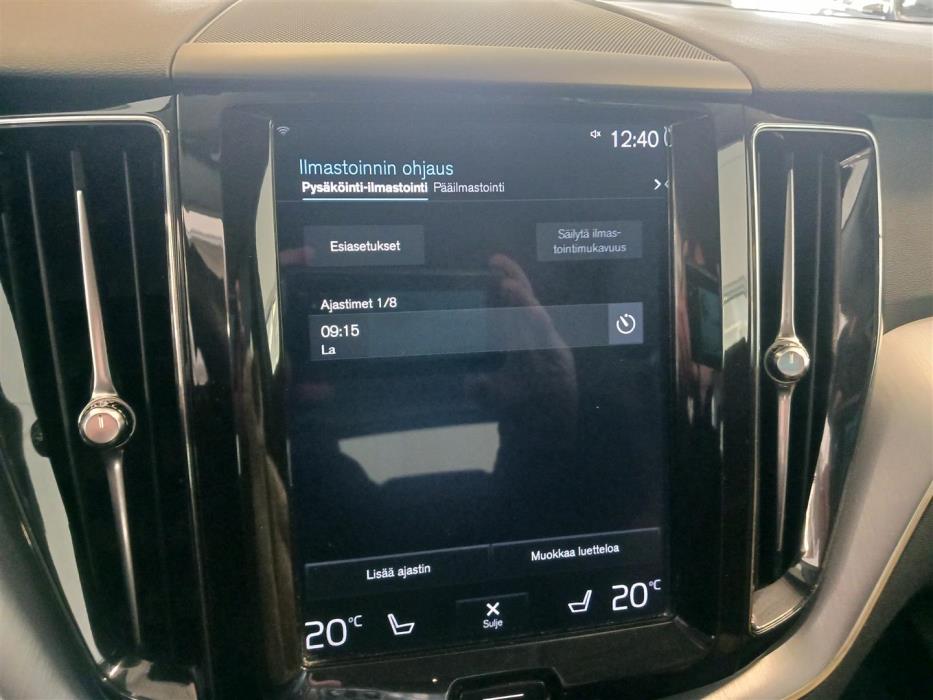 VOLVO XC60 2018
