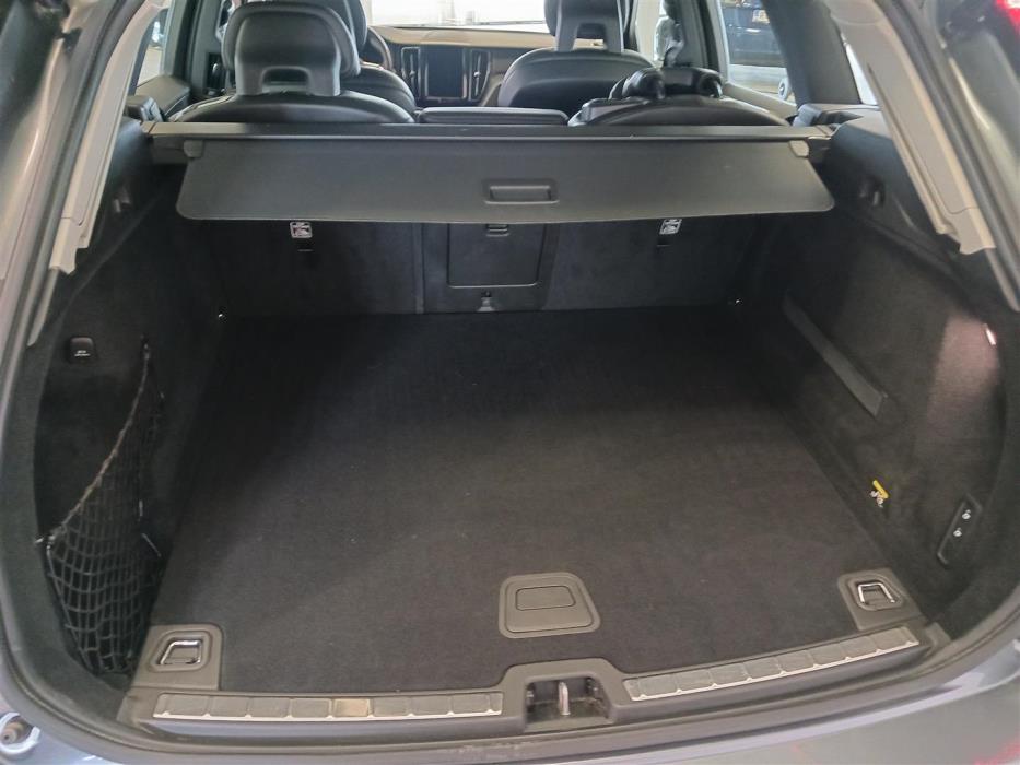 VOLVO XC60 2018
