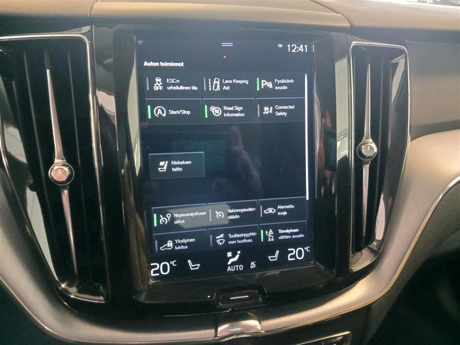 VOLVO XC60 2018