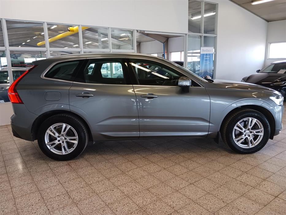 VOLVO XC60 2018