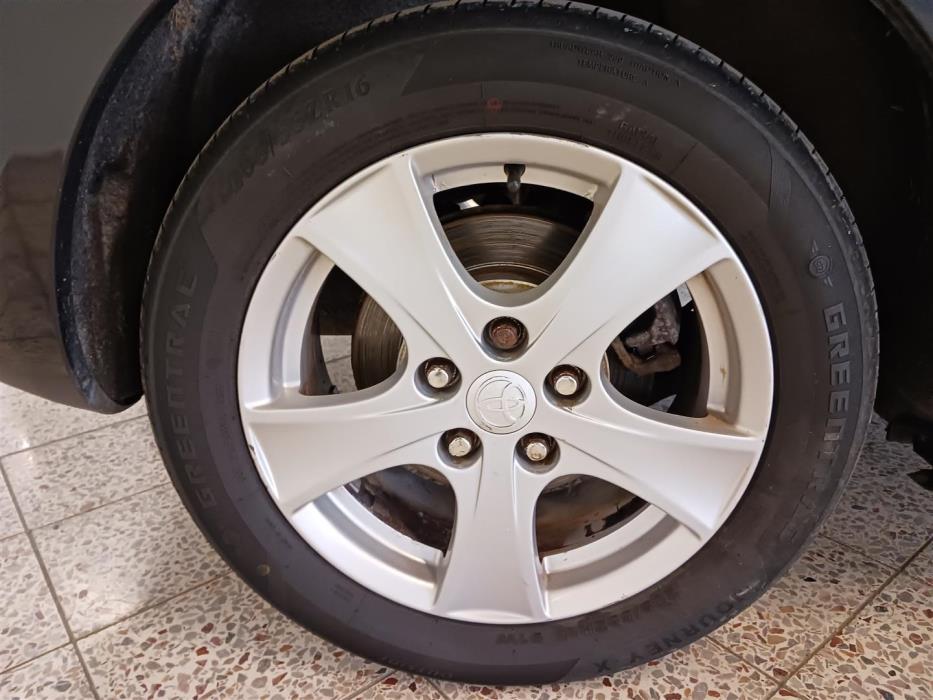 TOYOTA COROLLA VERSO 2007