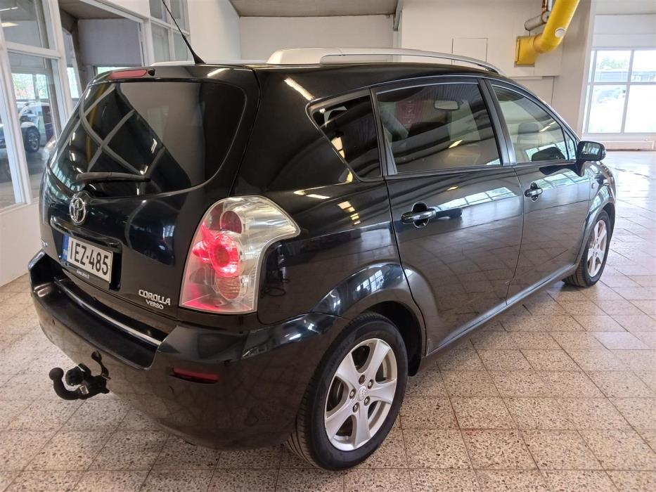 TOYOTA COROLLA VERSO 2007