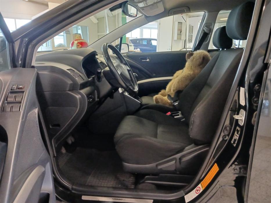 TOYOTA COROLLA VERSO 2007