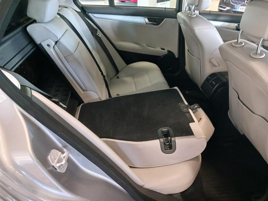 Mercedes-Benz C 2011