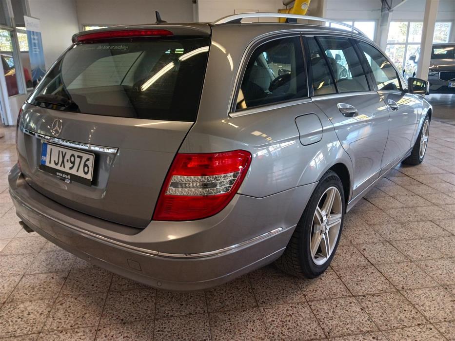 Mercedes-Benz C 2011
