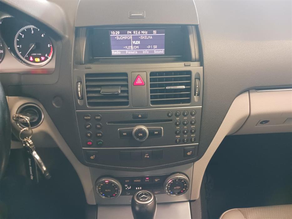 Mercedes-Benz C 2011