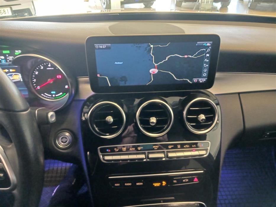 MERCEDES-BENZ C 2020