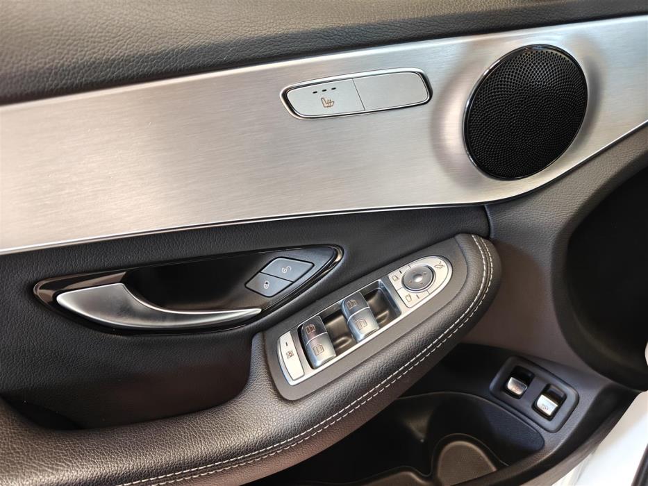 MERCEDES-BENZ C 2020