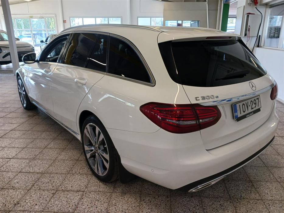 MERCEDES-BENZ C 2020