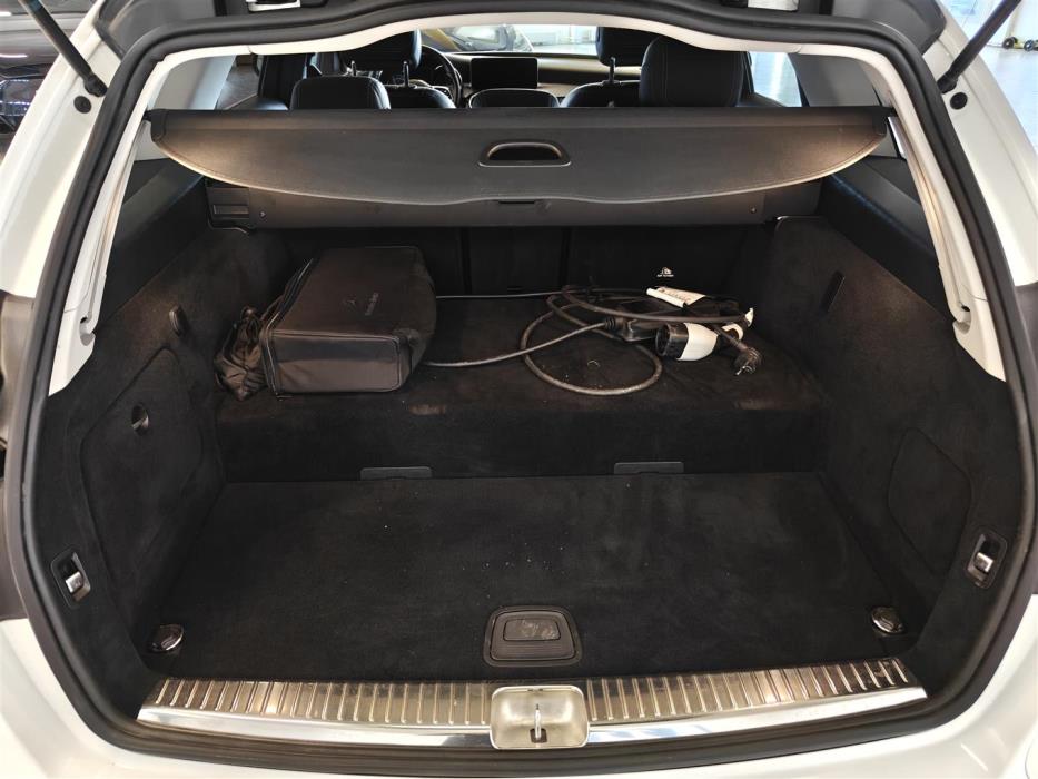 MERCEDES-BENZ C 2020