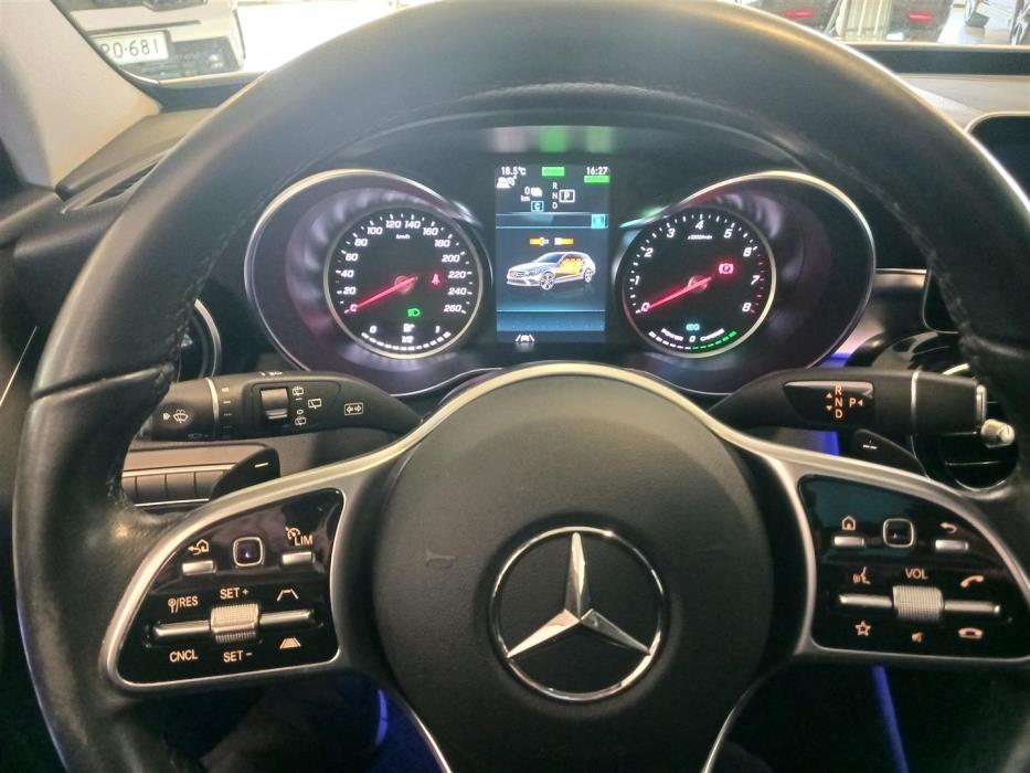 MERCEDES-BENZ C 2020