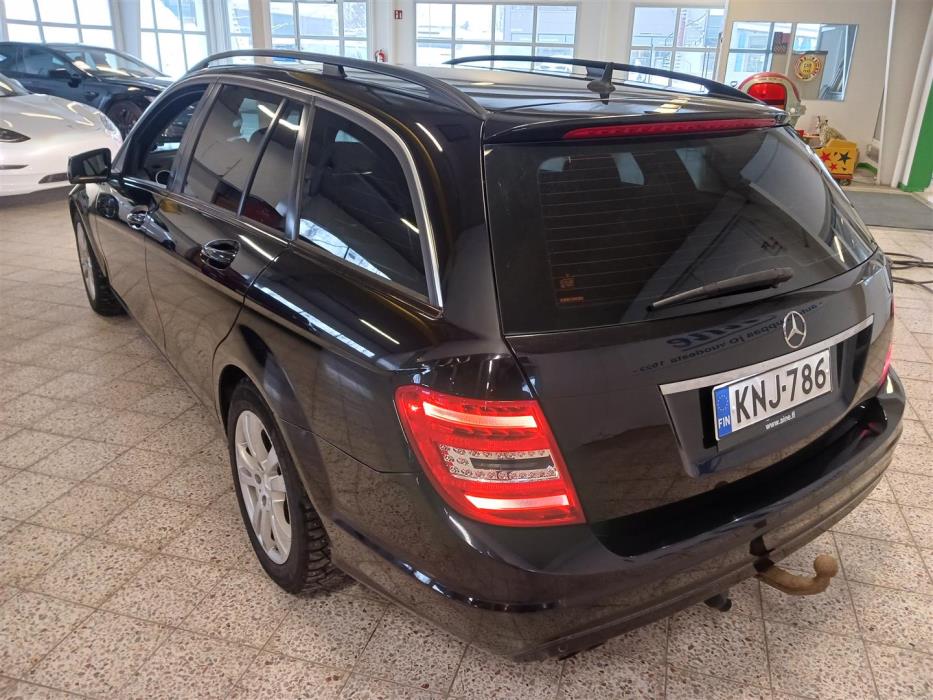 MERCEDES-BENZ C 2013