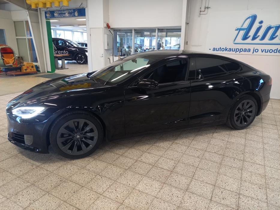 TESLA MODEL S 2017