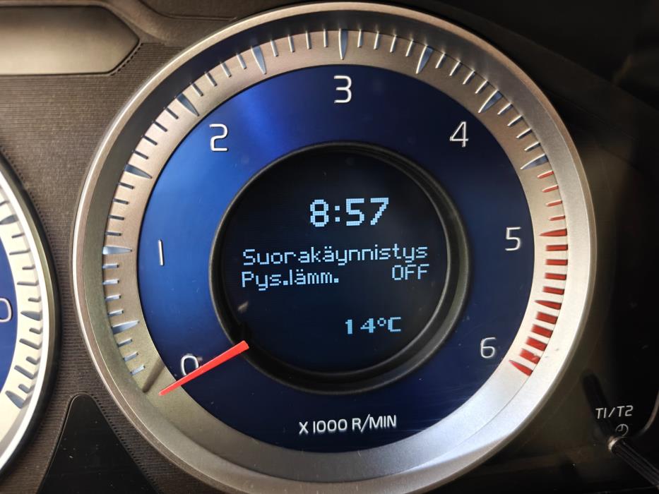 VOLVO XC60 2011