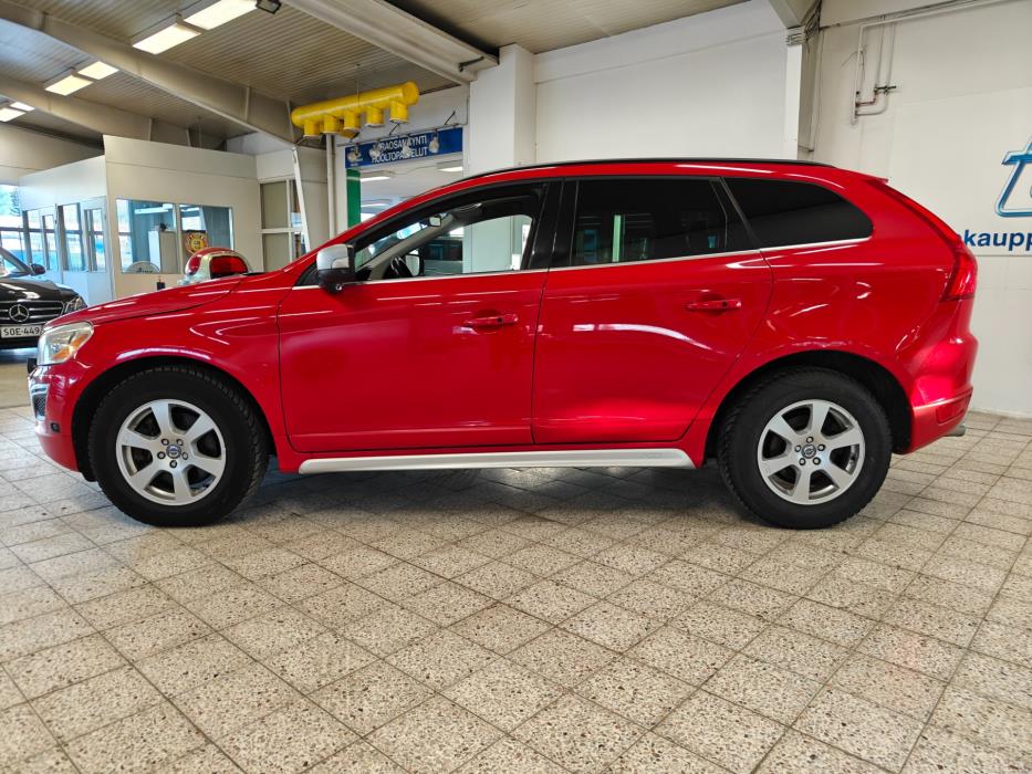 VOLVO XC60 2011