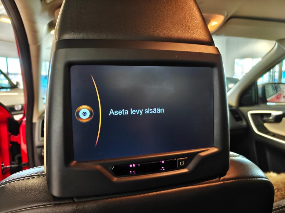 VOLVO XC60 2011