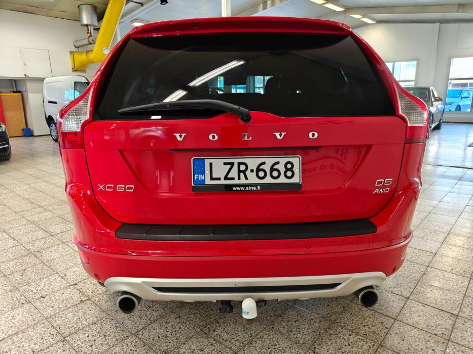VOLVO XC60 2011