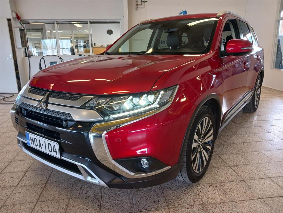 MITSUBISHI OUTLANDER 2020