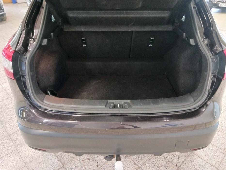 NISSAN QASHQAI 2016