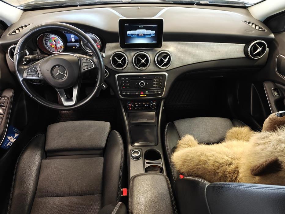 Mercedes-Benz GLA 2017