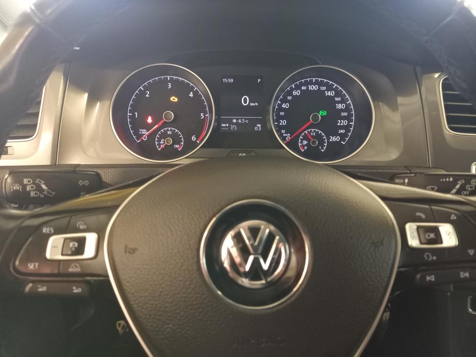 Volkswagen Golf 2015
