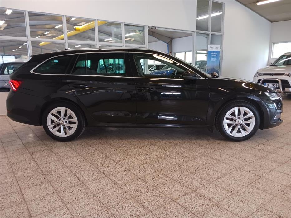 SKODA OCTAVIA 2021