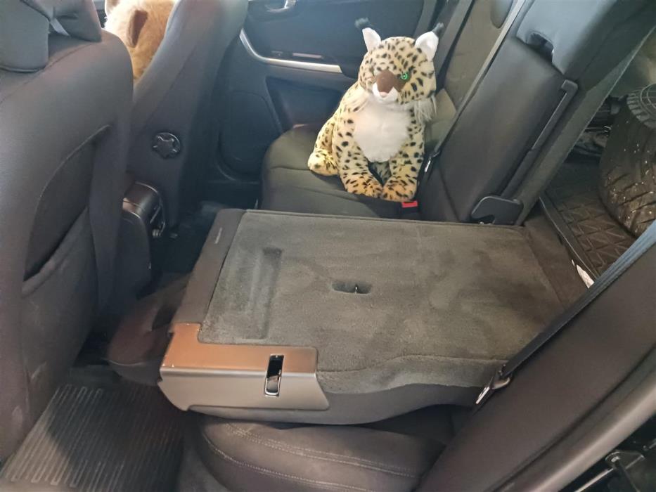 VOLVO XC60 2010