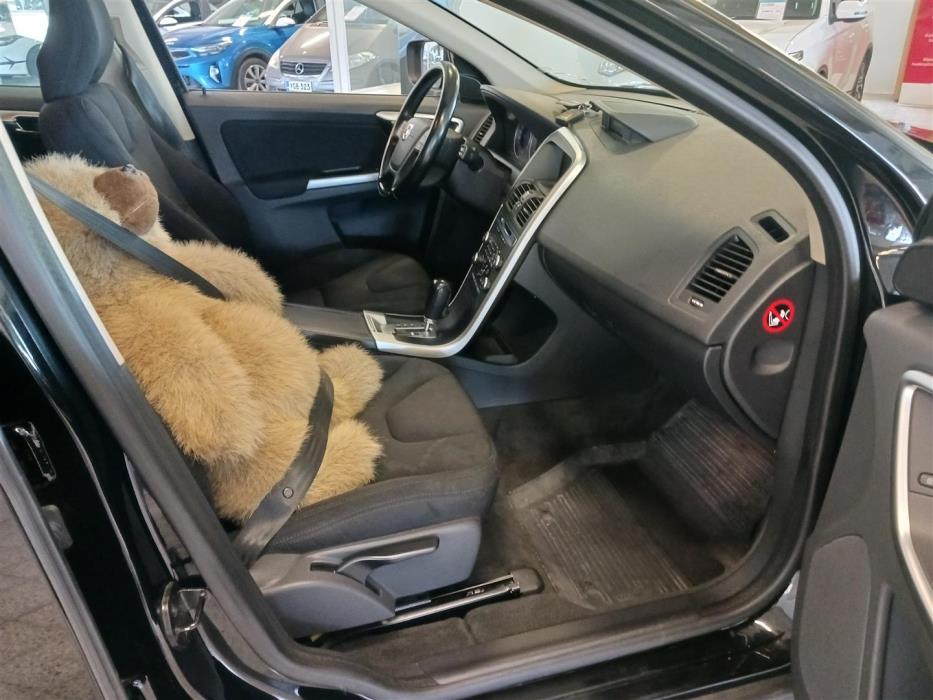 VOLVO XC60 2010