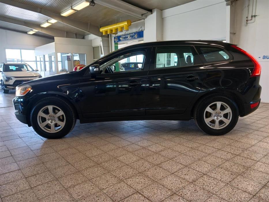 VOLVO XC60 2010