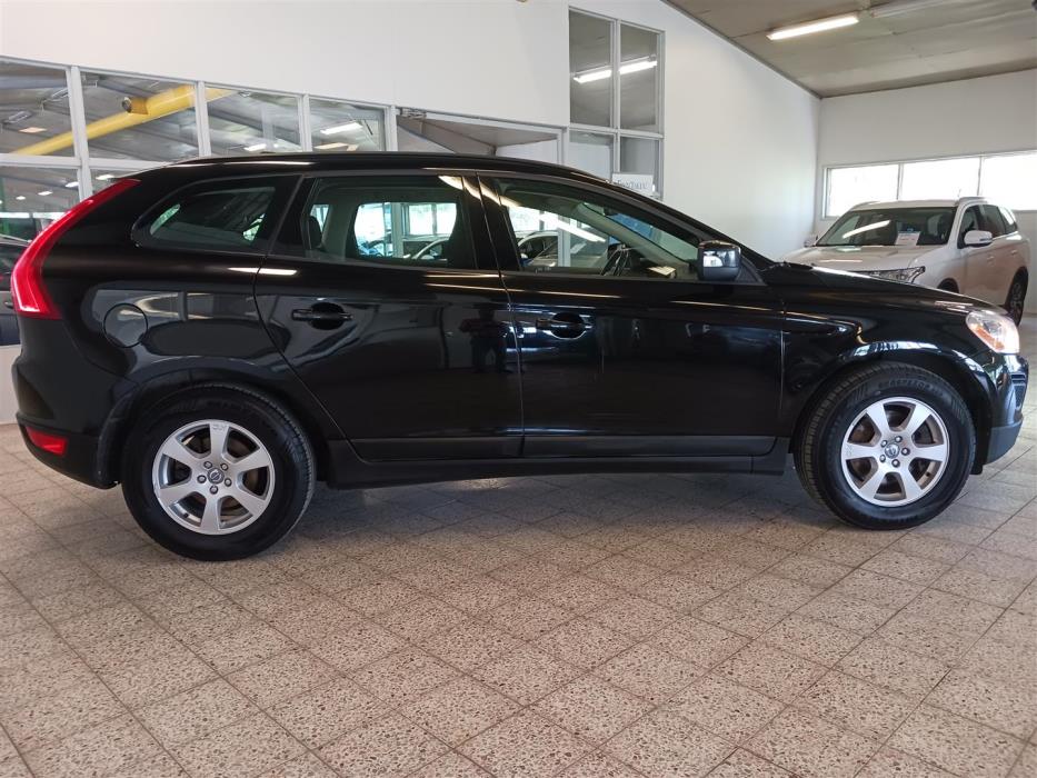 VOLVO XC60 2010