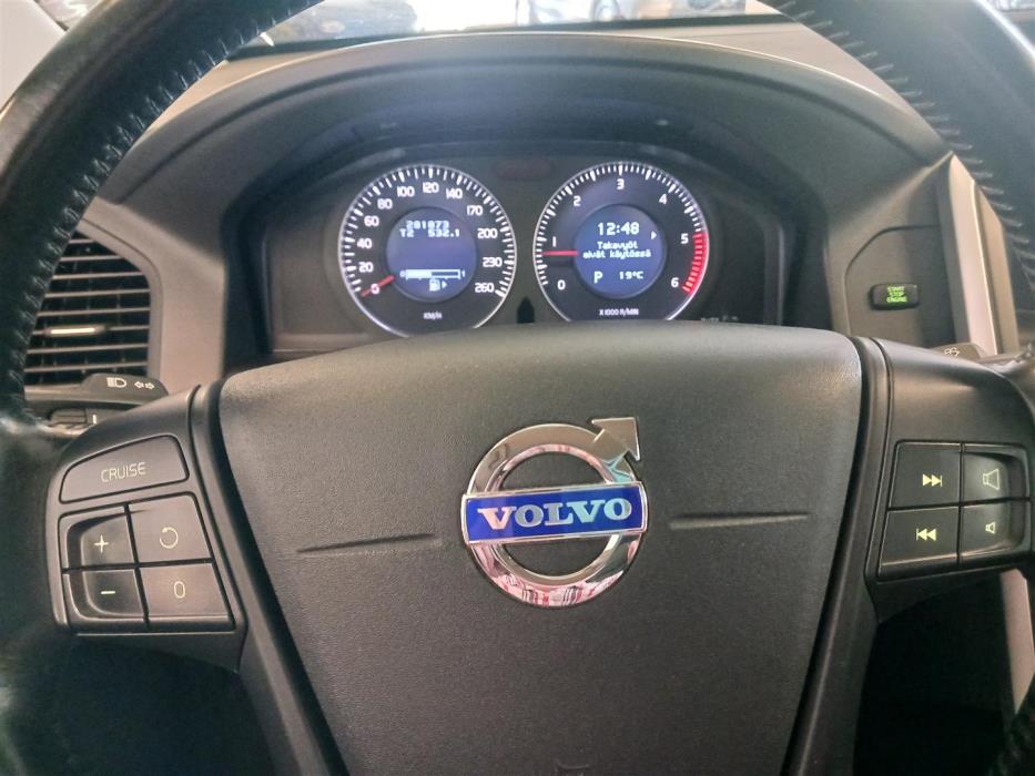 VOLVO XC60 2010