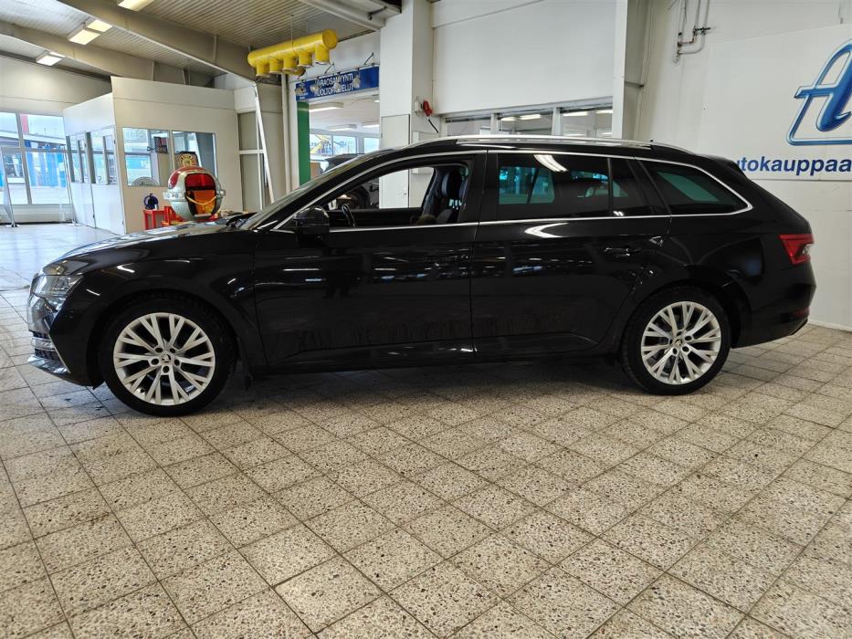 SKODA SUPERB 2020