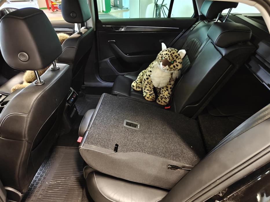 SKODA SUPERB 2020