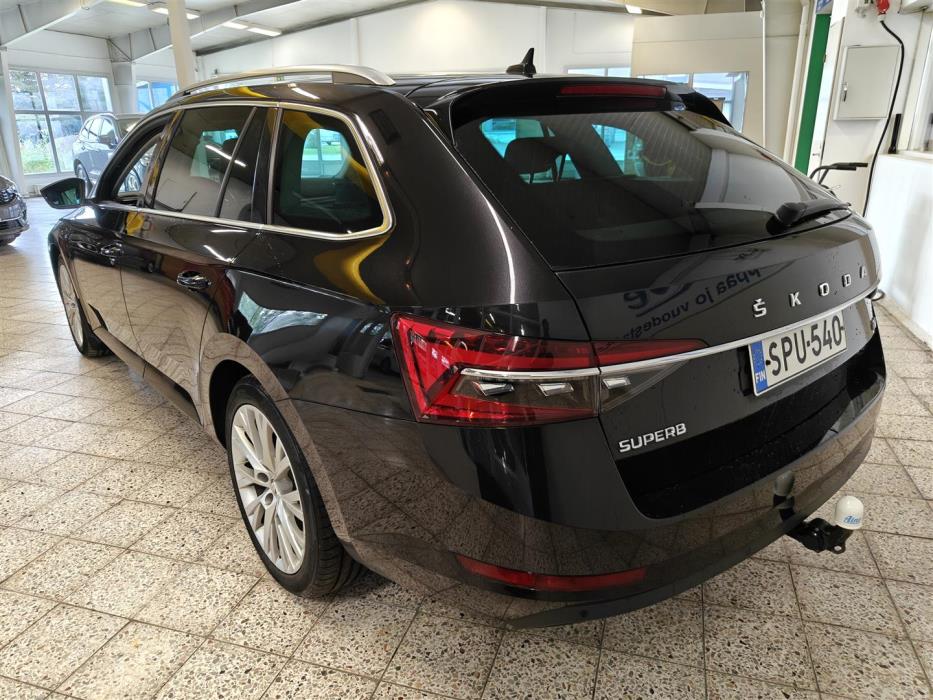 SKODA SUPERB 2020