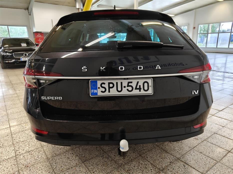 SKODA SUPERB 2020
