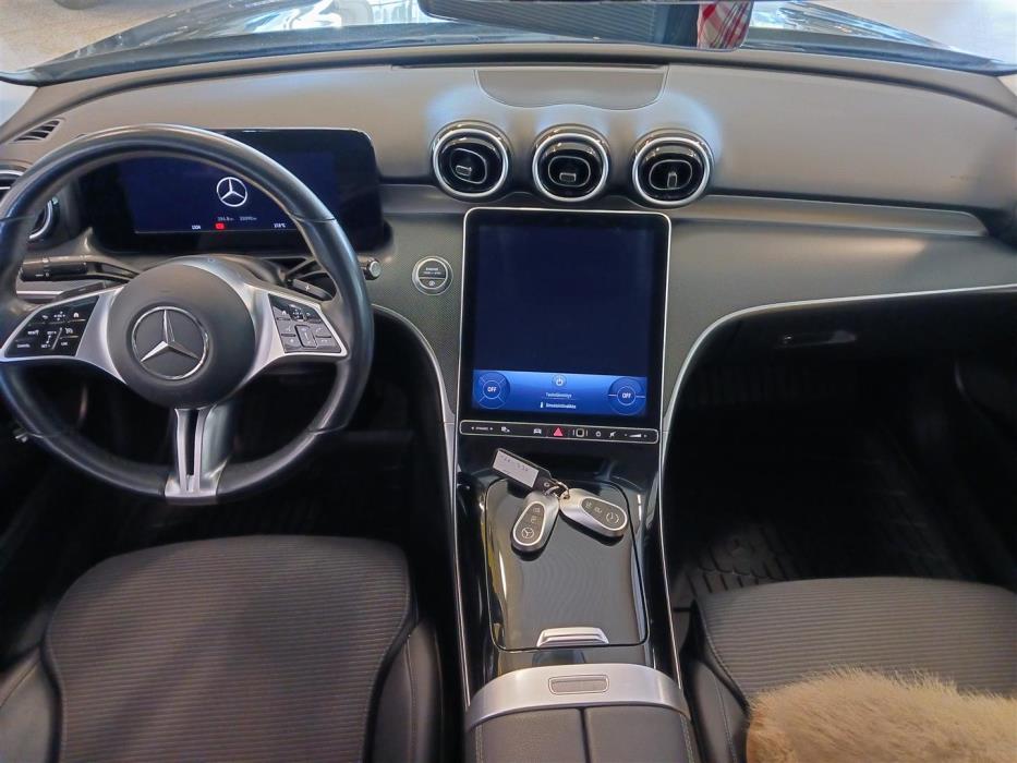 MERCEDES-BENZ C 2022