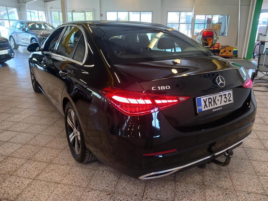 MERCEDES-BENZ C 2022