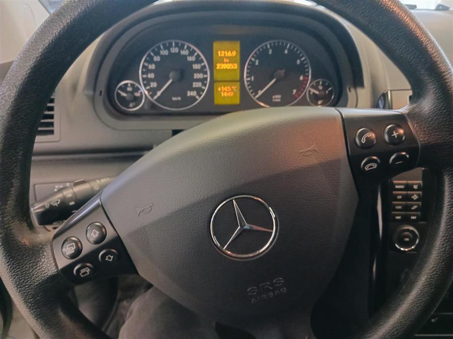 MERCEDES-BENZ A 2006