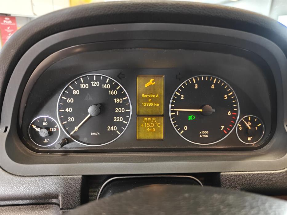 MERCEDES-BENZ A 2006