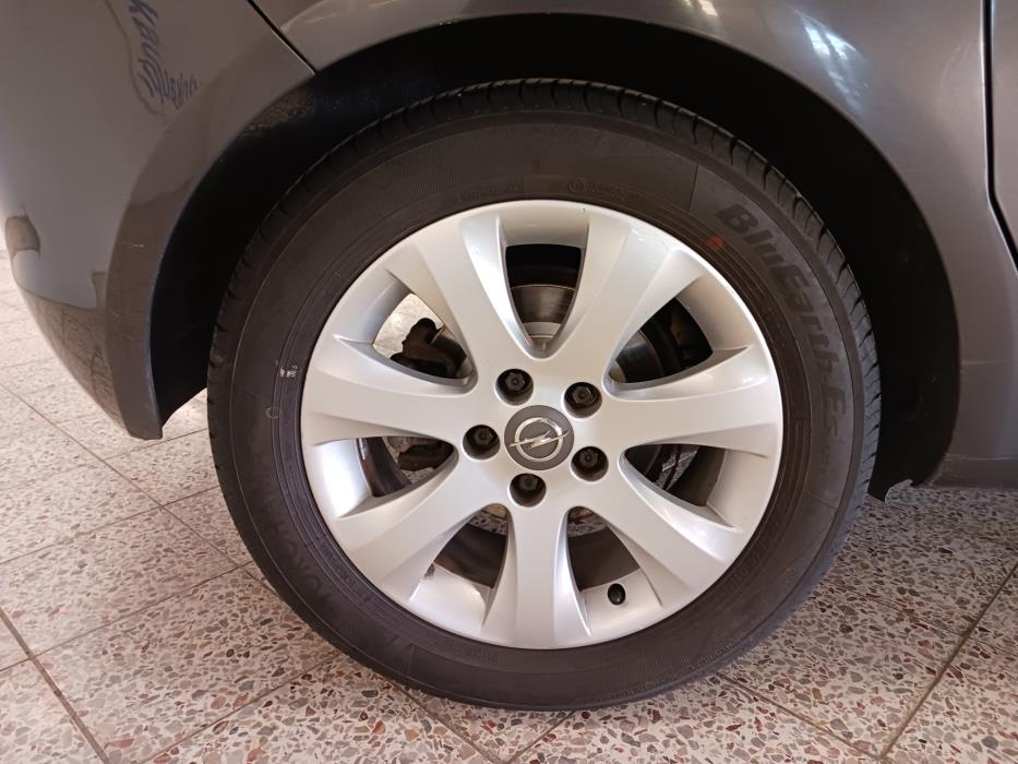 OPEL Meriva 2013
