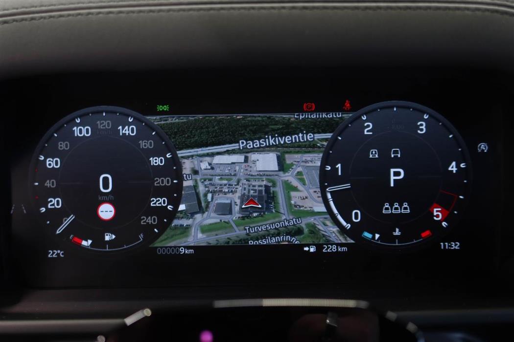 Land Rover Defender 2026