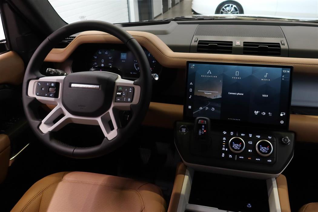 Land Rover Defender 2026