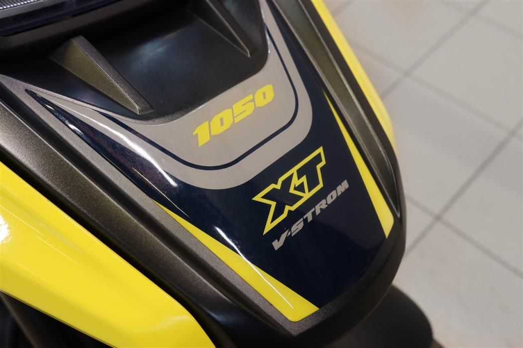 Suzuki DL 2021