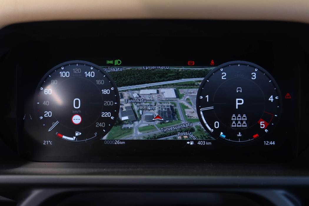 Land Rover Defender 2025