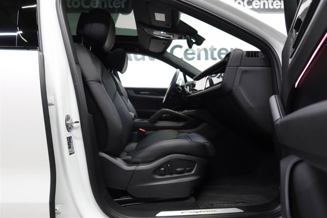 Porsche Cayenne 2024