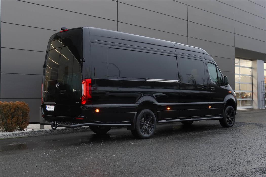 Mercedes-Benz Sprinter 2025