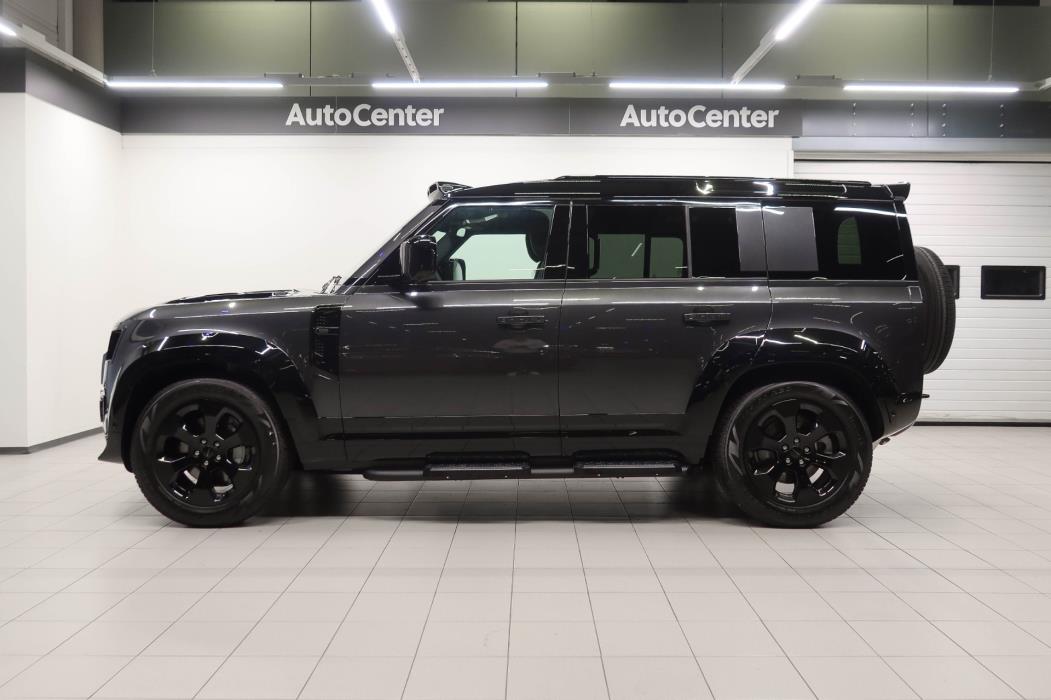 Land Rover Defender 2026